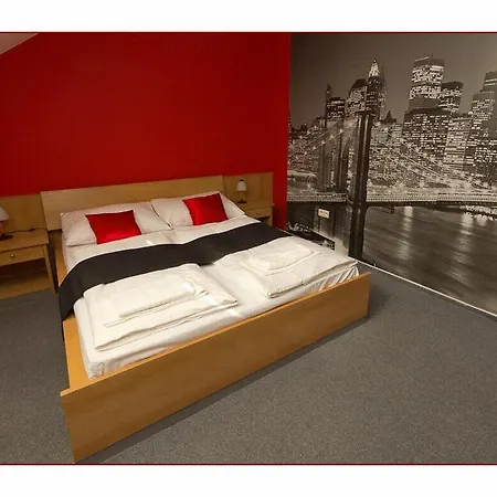 Hotel Imos 3*
