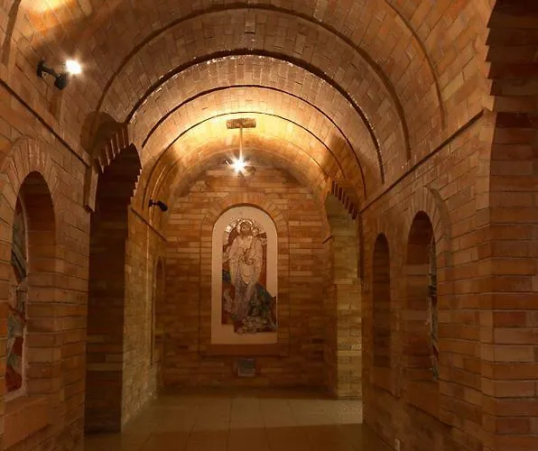 Imos Hotell